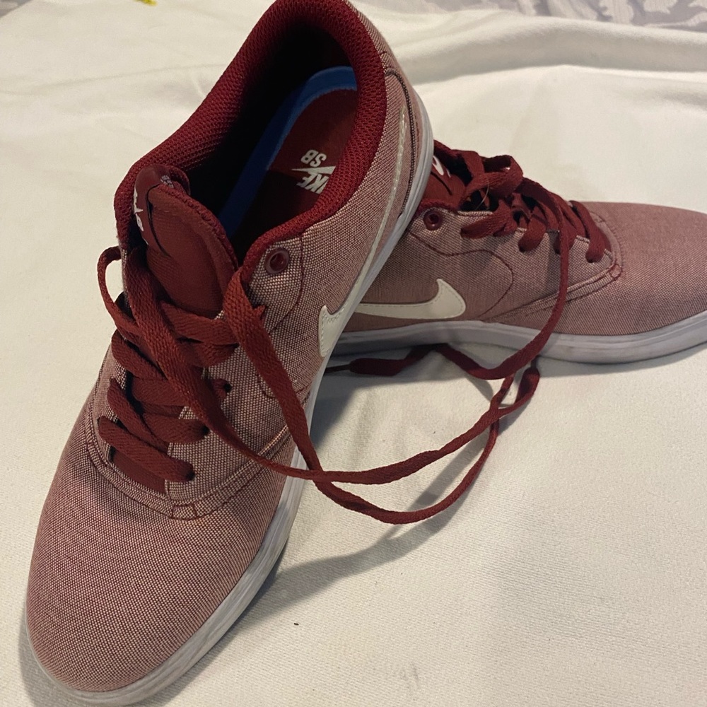 Nike size 8.5